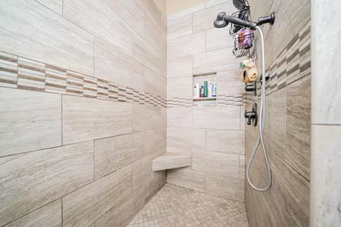 Bath - 135 Circle Dr, Longview, TX 75602 photo 1 of 3