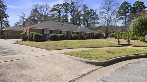 2829 Yorktown Dr, Tyler, TX 75701