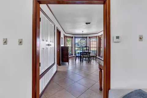 Entry Way - 5896 Nuthatcher Rd, Gilmer, TX 75645 photo 3 of 5