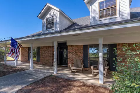 Exterior - 5896 Nuthatcher Rd, Gilmer, TX 75645 photo 2 of 15