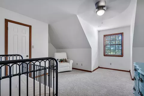 Bedroom - 5896 Nuthatcher Rd, Gilmer, TX 75645 photo 4 of 5