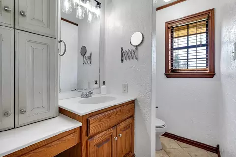 Bath - 5896 Nuthatcher Rd, Gilmer, TX 75645 photo 2 of 3