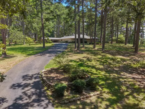 2301 S William, Atlanta, TX 75551