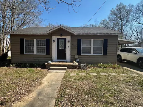 3200 S Broadway, Kilgore, TX 75662