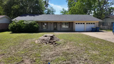2503 Chandler, Kilgore, TX 75662