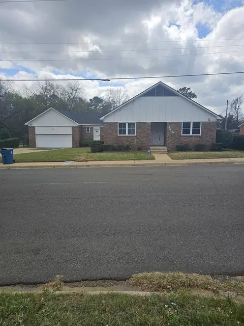 1808 University Ave, Marshall, TX 75670