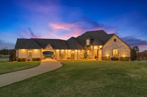 120 Affirmed Ave, Longview, TX 75602