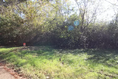 1520 Gay St, Longview, TX 75602