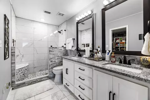 Bath - 4 Spring Valley Cir, Longview, TX 75605 photo 1 of 5