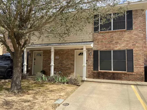 1600 Stanley Dr, Longview, TX 75605