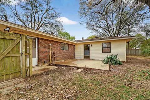 Exterior - 307 E Fairlane Dr, Longview, TX 75604 photo 7 of 7