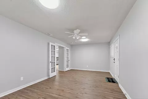 Living - 307 E Fairlane Dr, Longview, TX 75604 photo 1 of 7
