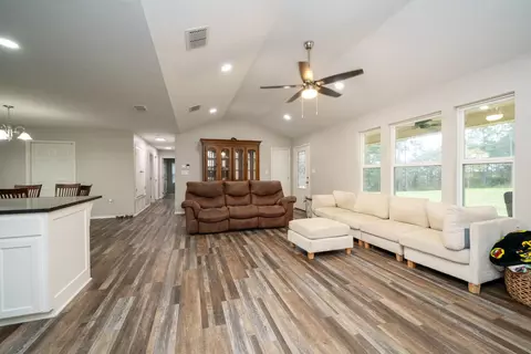 Entry Way - 298 Coppedge Smith Rd, Harleton, TX 75651 photo 3 of 4