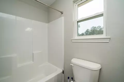 Bath - 298 Coppedge Smith Rd, Harleton, TX 75651 photo 4 of 10