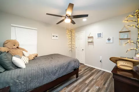 Bedroom - 298 Coppedge Smith Rd, Harleton, TX 75651 photo 5 of 9