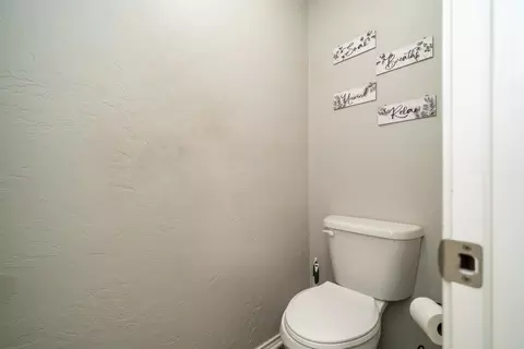 Bath - 298 Coppedge Smith Rd, Harleton, TX 75651 photo 7 of 10