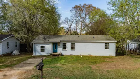 Exterior - 203 Pirate Ave E, Longview, TX 75604 photo 1 of 3