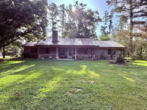 587 Hemlock Rd, Gilmer, TX 75644