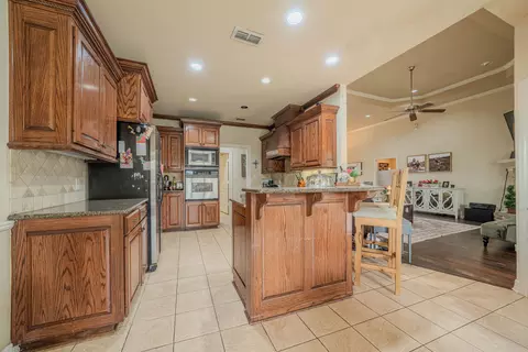 208 Ithaca Dr, Longview, TX 75604 photo 7