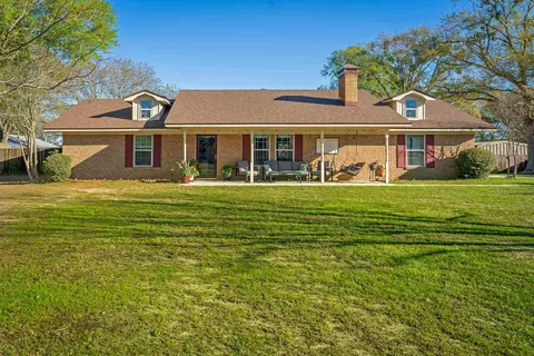 370 B B Ln, Hallsville, TX 75650