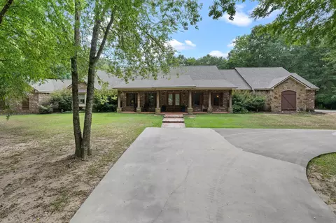 326 Cottonwood Spur, Carthage, TX 75633