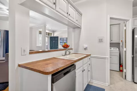 Kitchen - 306 Hampton Ct, Longview, TX 75605 photo 3 of 4