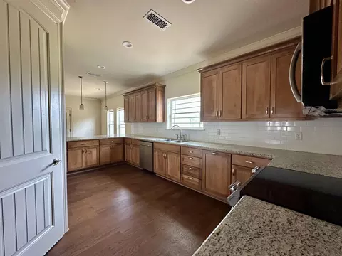 156 Terra Ln, Longview, TX 75605 photo 3