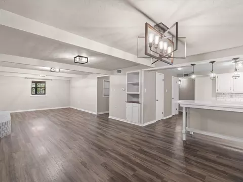 Living - 142 Golf Rd, Gilmer, TX 75644 photo 4 of 5