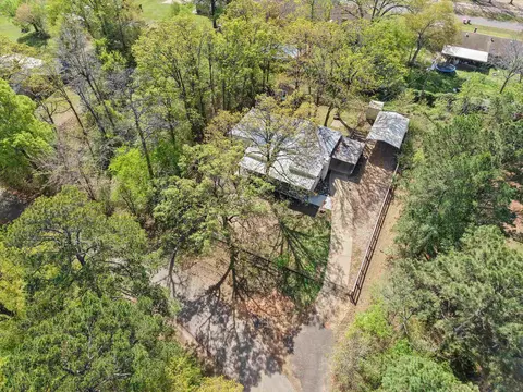 View/Area - 142 Golf Rd, Gilmer, TX 75644 photo 2 of 6