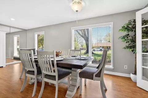 Dining - 2002 E Warwick Cir, Longview, TX 75601 photo 1 of 2