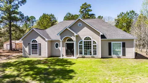 6074 Mulberry Rd N, Big Sandy, TX 75755