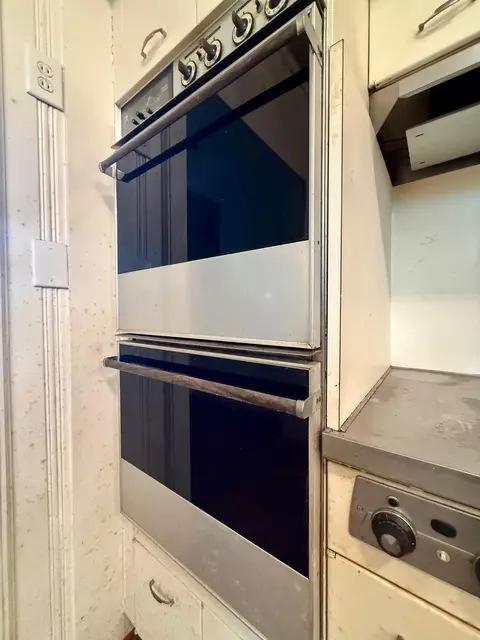 Kitchen - 27 Covington Dr, Longview, TX 75602 photo 3 of 4