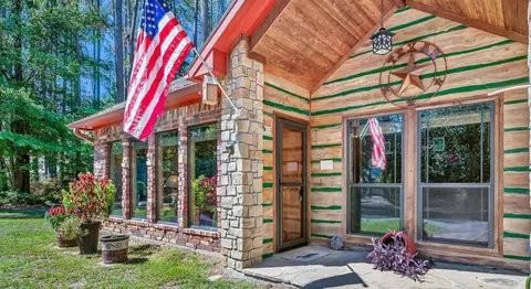 161 Pine Branch Gln, Holly Lake Ranch, TX 75765