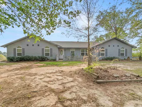 571 County Road 2215, Daingerfield, TX 75638