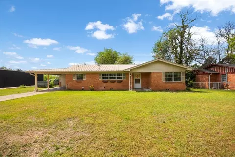1602 W Duval St, Troup, TX 75789