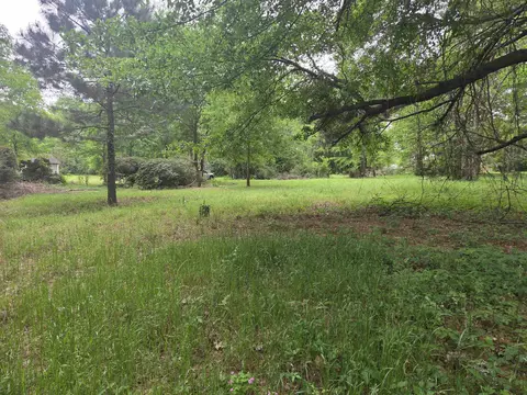 2325 Bates St, Longview, TX 75602 photo 1