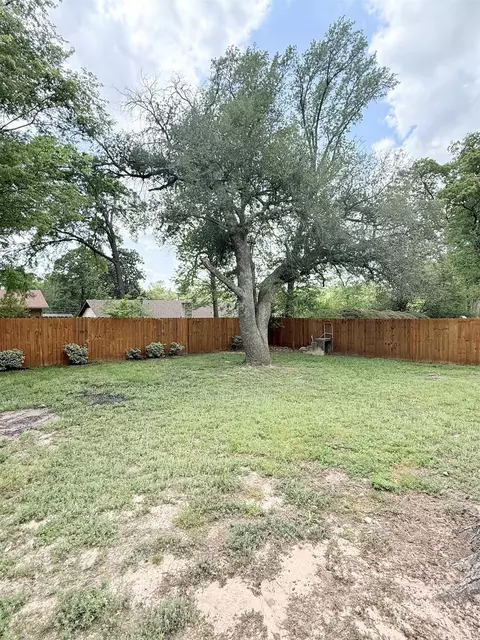 Exterior - 1310 Colgate Dr, Longview, TX 75601 photo 5 of 7