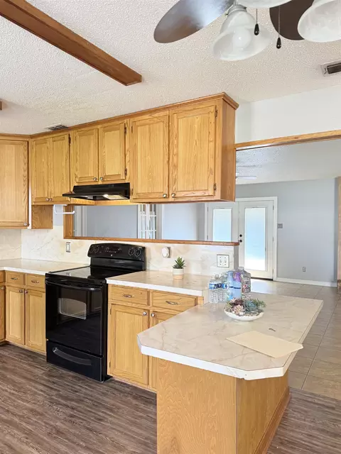 Kitchen - 1310 Colgate Dr, Longview, TX 75601 photo 4 of 7