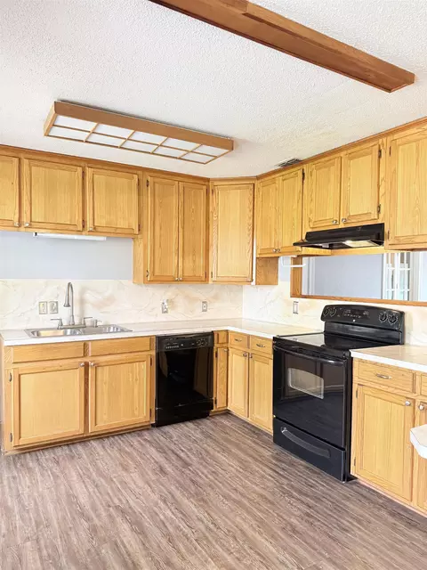 Kitchen - 1310 Colgate Dr, Longview, TX 75601 photo 2 of 7