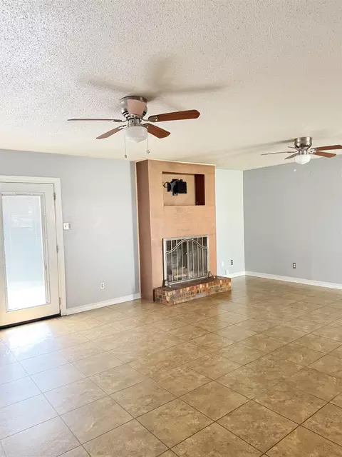 Living - 1310 Colgate Dr, Longview, TX 75601 photo 4 of 6