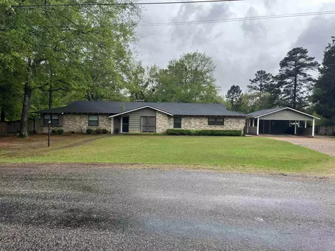 202 Piney Loop, Marshall, TX 75672 photo 1