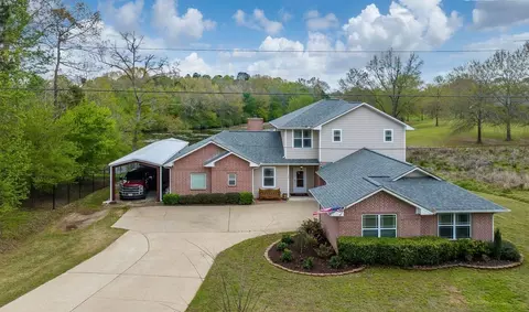 139 Pine Is, Marshall, TX 75672