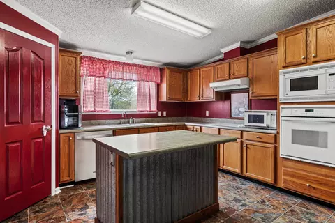 2107 E Prospect Rd, Jefferson, TX 75657 photo 31