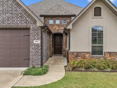 Exterior - 3917 Gable Crest Ln, Longview, TX 75605 photo 2 of 14