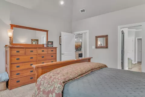 Bedroom - 3917 Gable Crest Ln, Longview, TX 75605 photo 2 of 6