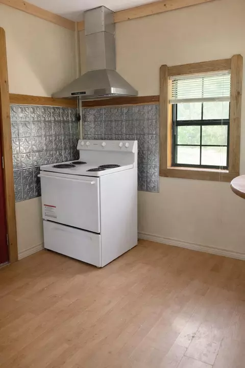 Kitchen - 7772 S Fm 9, Waskom, TX 75692 photo 4 of 4