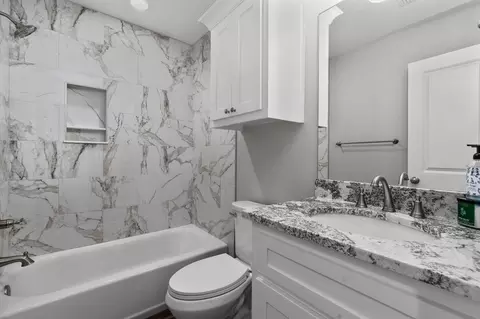 Bath - 408 E Grand Ave, Longview, TX 75604 photo 2 of 2