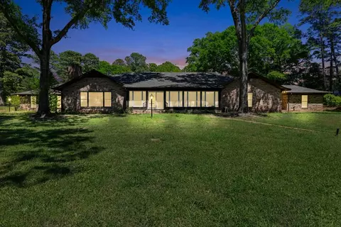 3125 Bill Stoudt Pwky, Longview, TX 75605