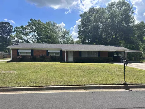 216 E Carolanne Blvd, Marshall, TX 75672