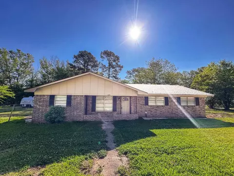 405 S Foster, Linden, TX 75563